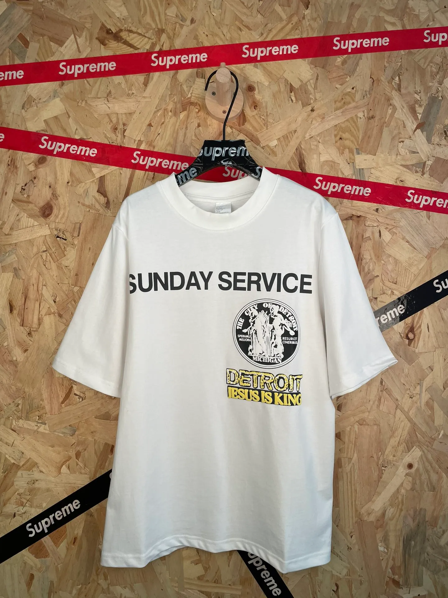 Style number: 8157 CPFM Kanye JESUS ​​IS KING album limited men and women Same Style loose short-sleeved T-shirt Color: Royal Blue White size: S-XL